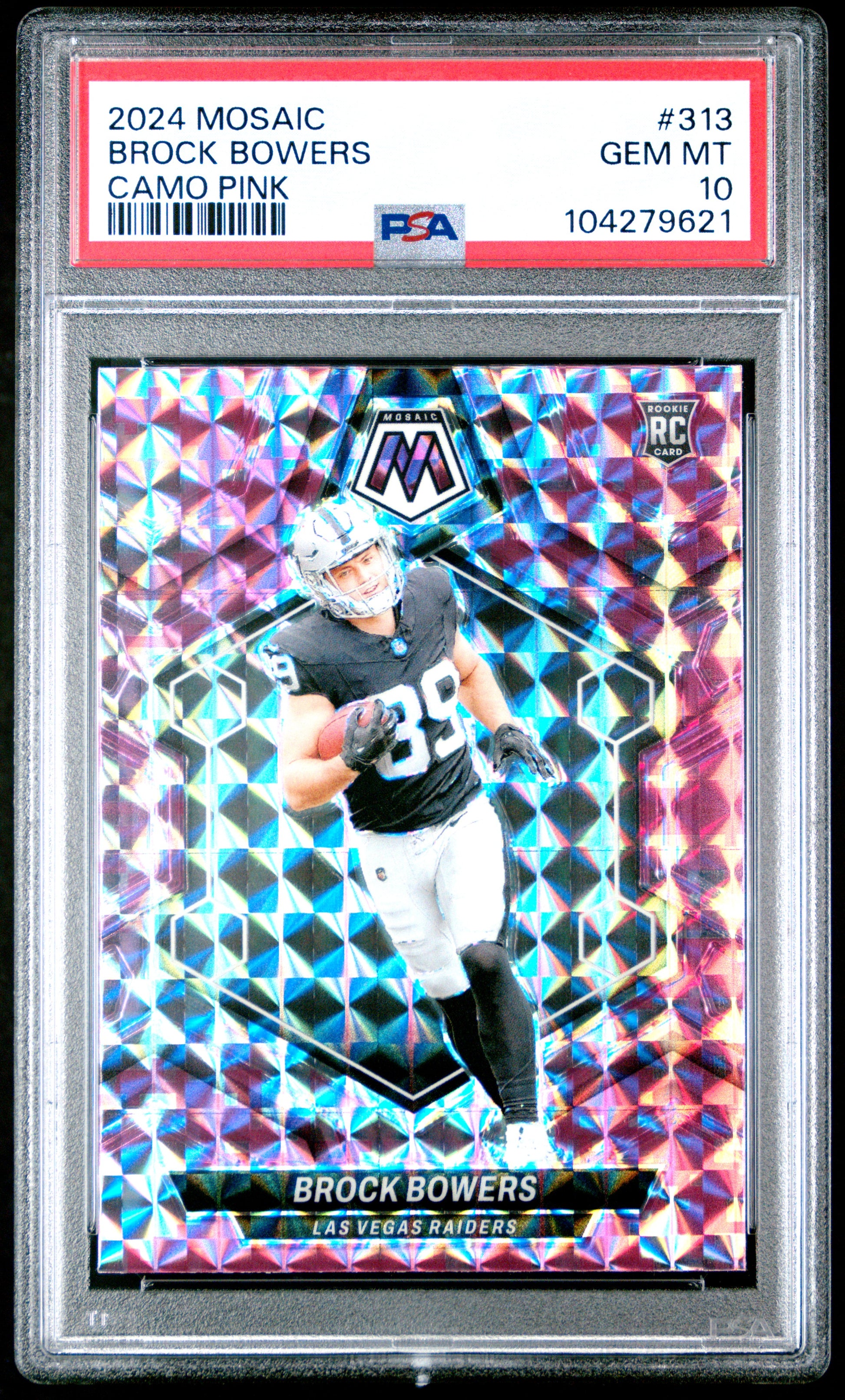 2024 Panini Mosaic #313 Brock Bowers Camo Pink PSA 10