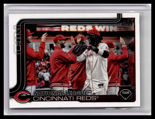 2025 Topps #99 Cincinnati Reds