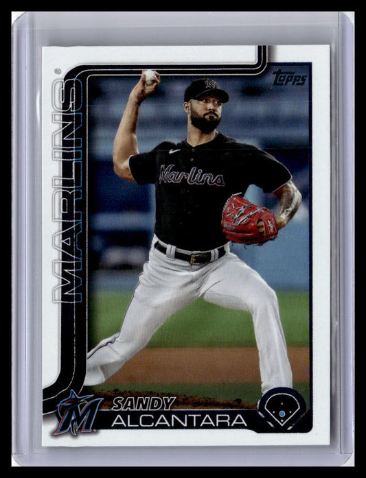 2025 Topps #335 Sandy Alcantara