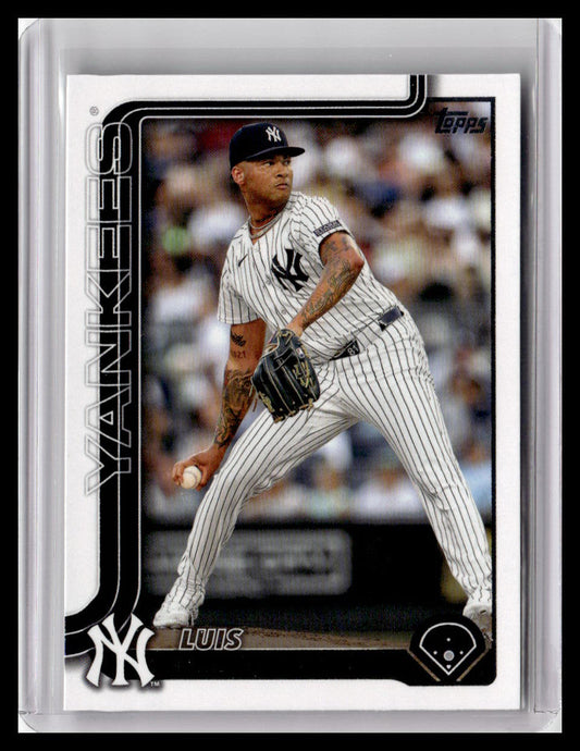 2025 Topps #321 Luis Gil