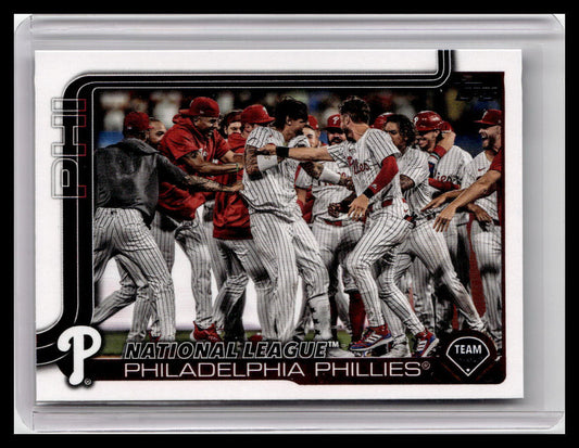 2025 Topps #159 Philadelphia Phillies
