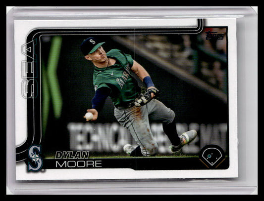 2025 Topps #105 Dylan Moore