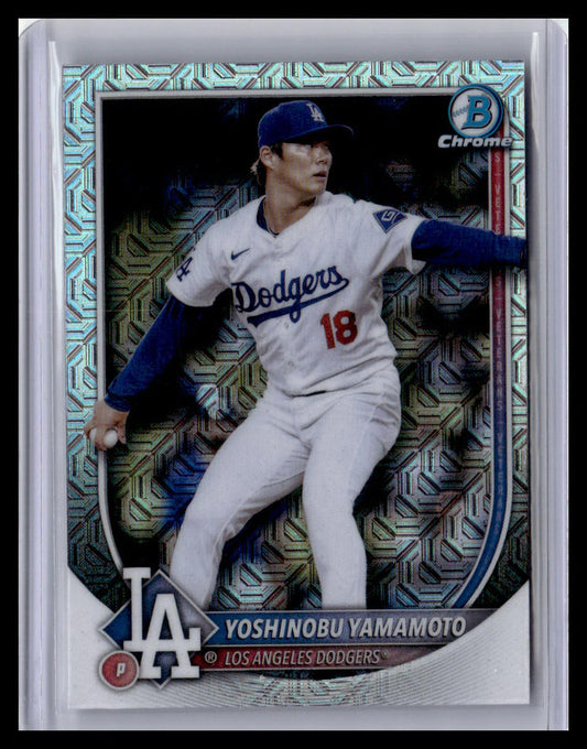 2025 Bowman #18 Yoshinobu Yamamoto Mojo Refractor
