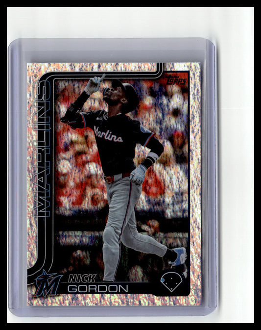 2025 Topps #57 Nick Gordon Sandglitter