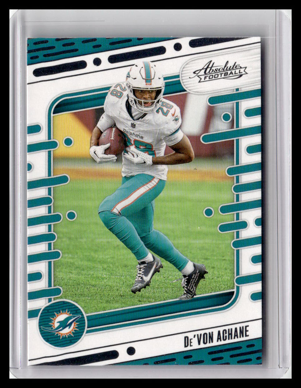 2024 Panini Absolute #67 De'Von Achane