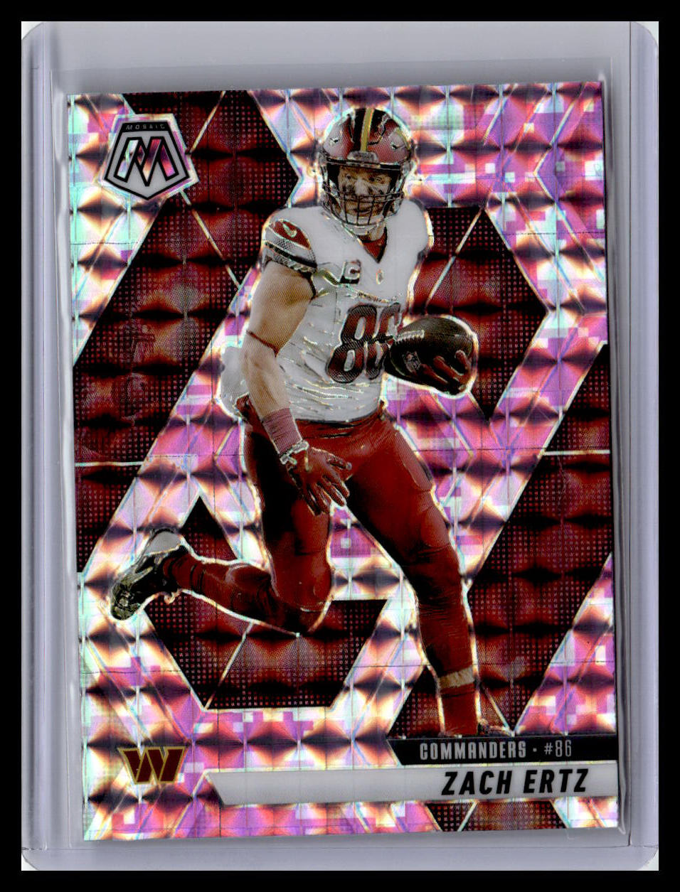 2025 Panini Mosaic #135 Zach Ertz Mosaic Camo Pink