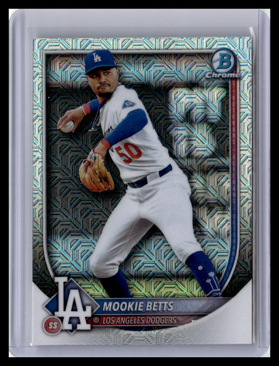 2025 Bowman Chrome #26 Mookie Betts Mojo Refractors