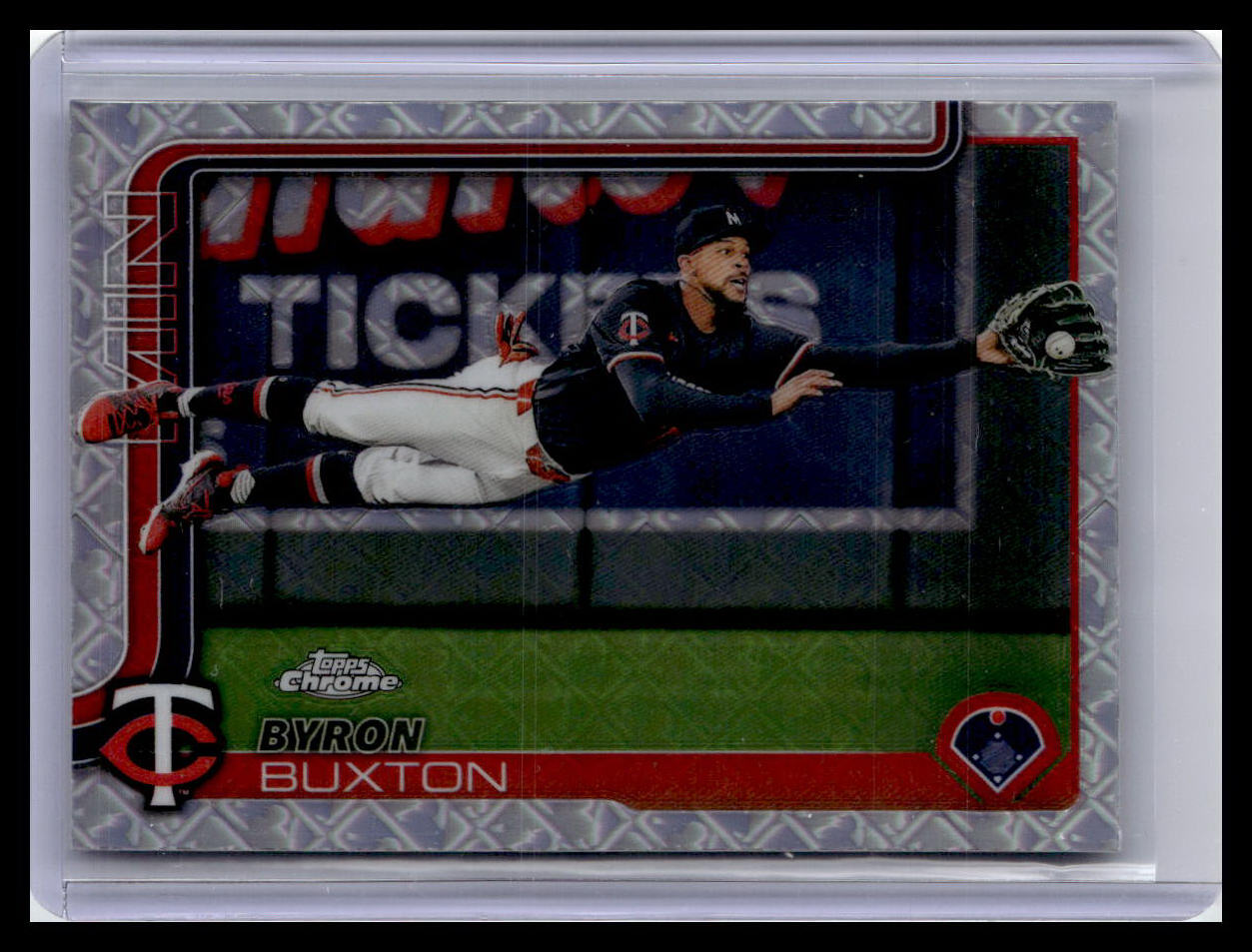 2025 Topps Chrome Logofractor Edition #172 Byron Buxton