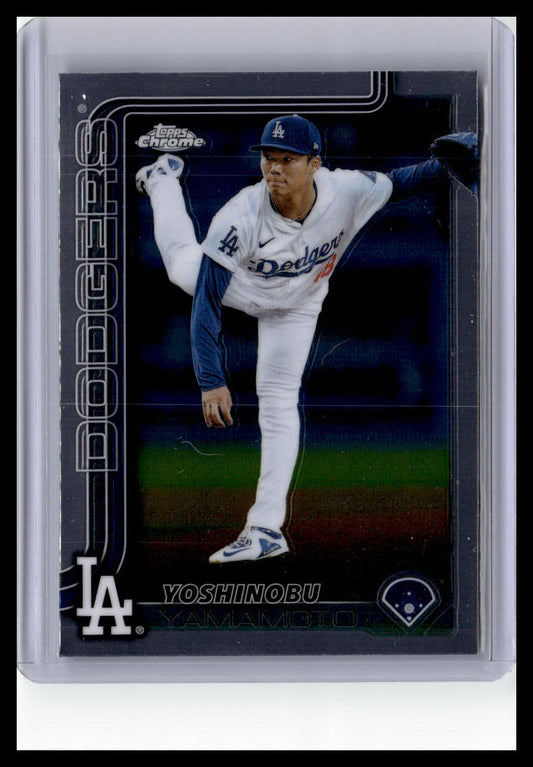 2025 Topps Chrome #179 Yoshinobu Yamamoto
