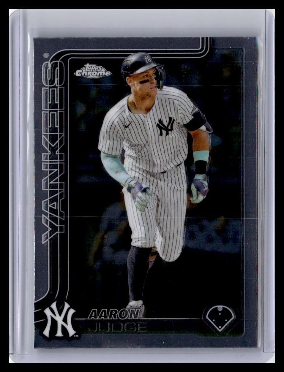 2025 Topps Chrome #99 Aaron Judge