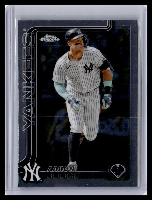 2025 Topps Chrome #99 Aaron Judge