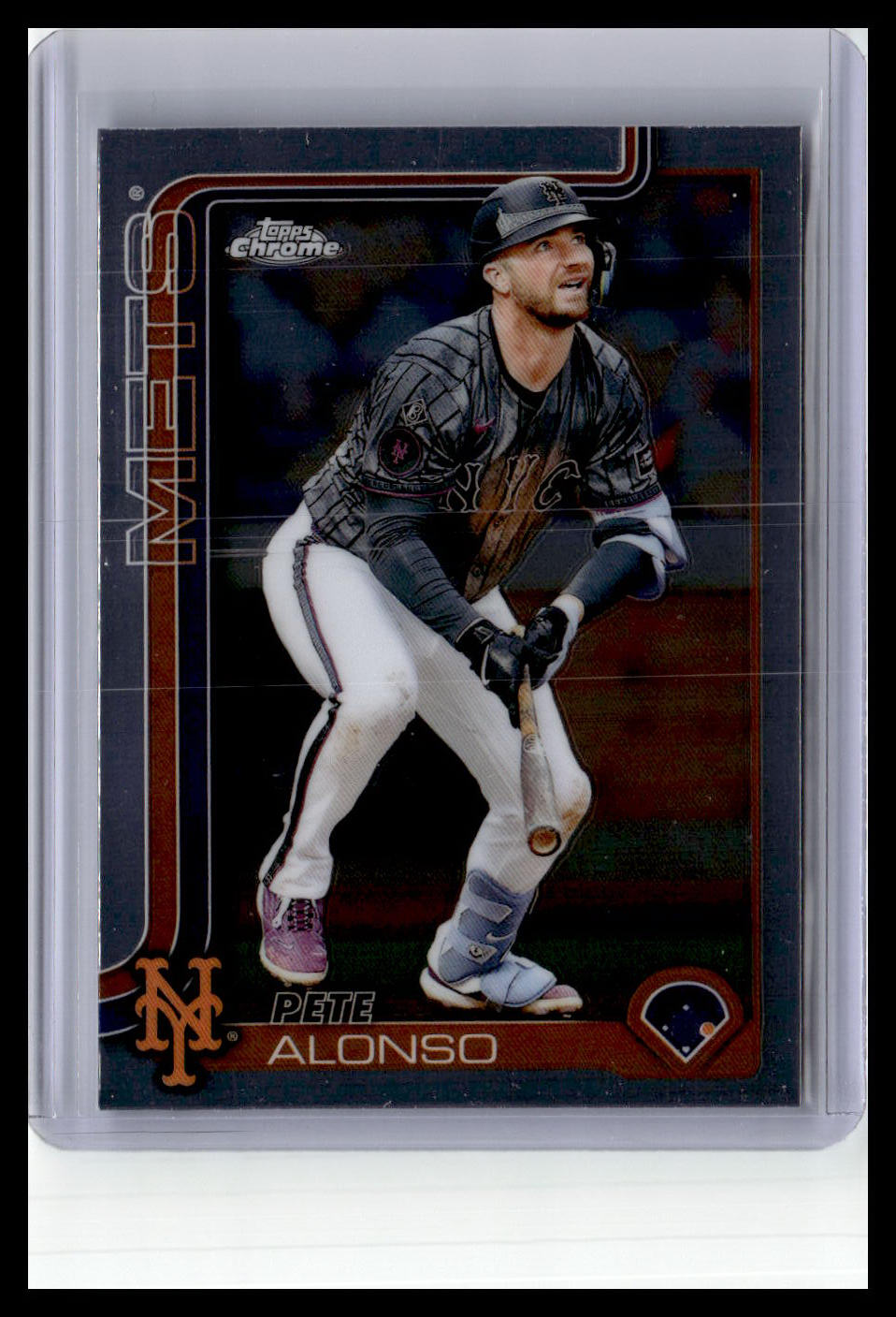 2025 Topps Chrome #136 Pete Alonso