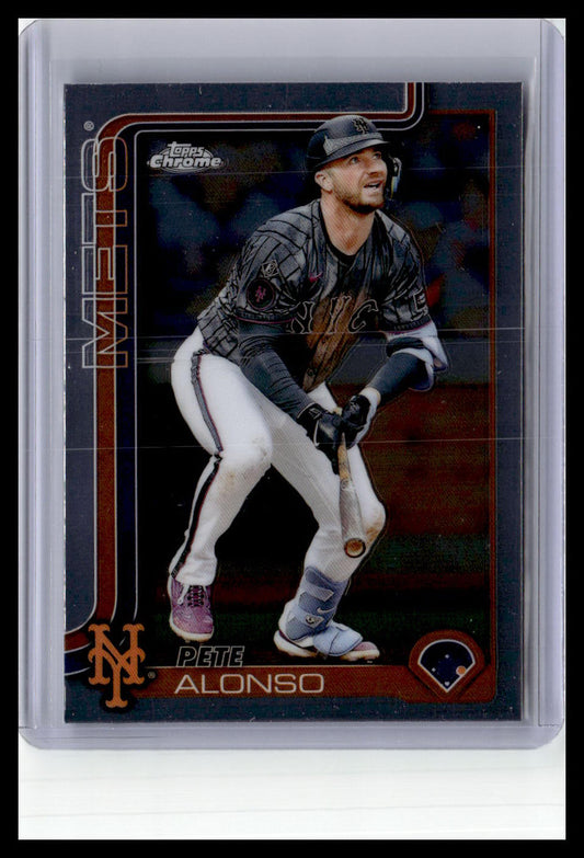 2025 Topps Chrome #136 Pete Alonso