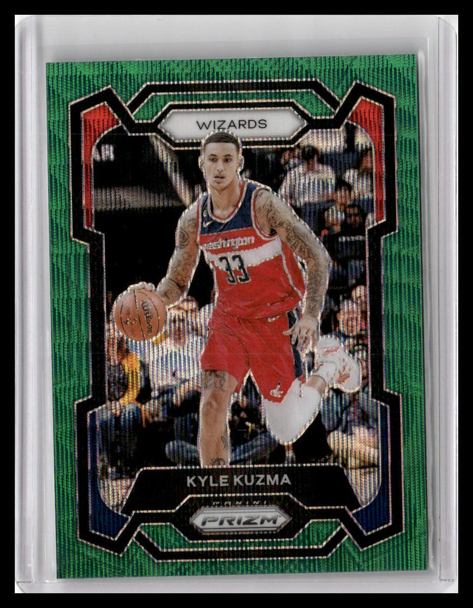 2023-24 Panini Prizm #25 Kyle Kuzma Prizms Green Wave