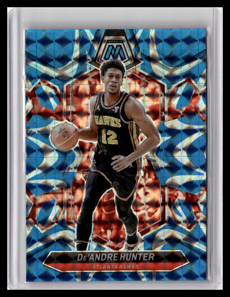2023-24 Panini Mosaic #16 De'Andre Hunter Reactive Blue