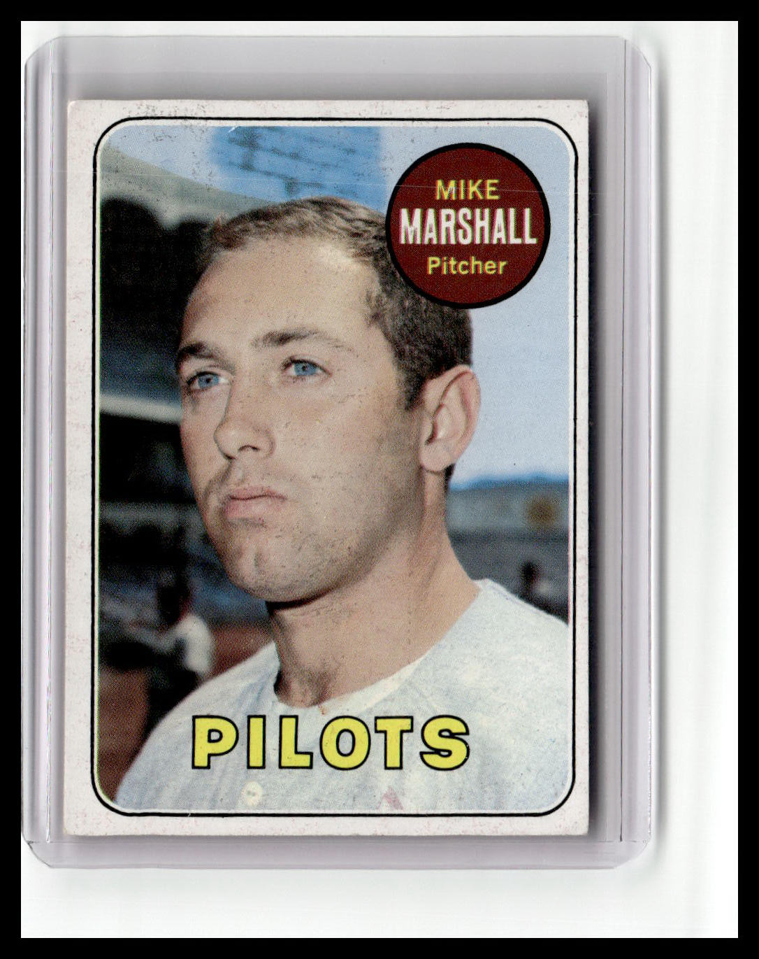 Baseball trading card of Mike Marshall with 'Pilots' on a white background